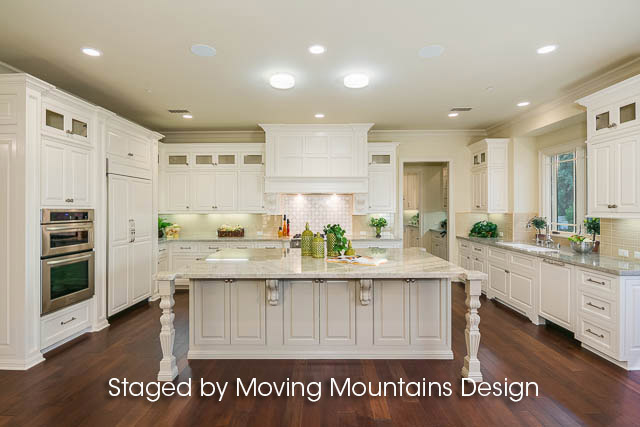 Kitchen in Luxury Arcadia Home Staging