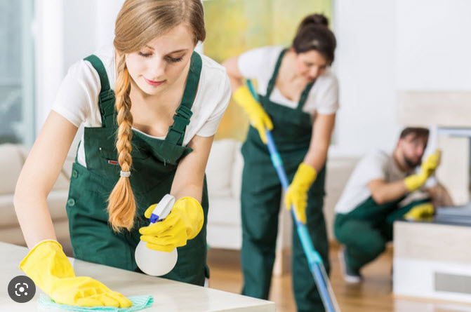 Cleaning crew for real estate agents